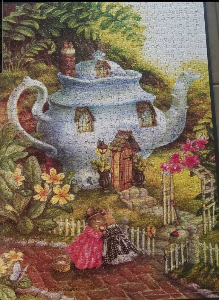 The Teapot House - Art Gallery puzzle collectible - Main Image 2