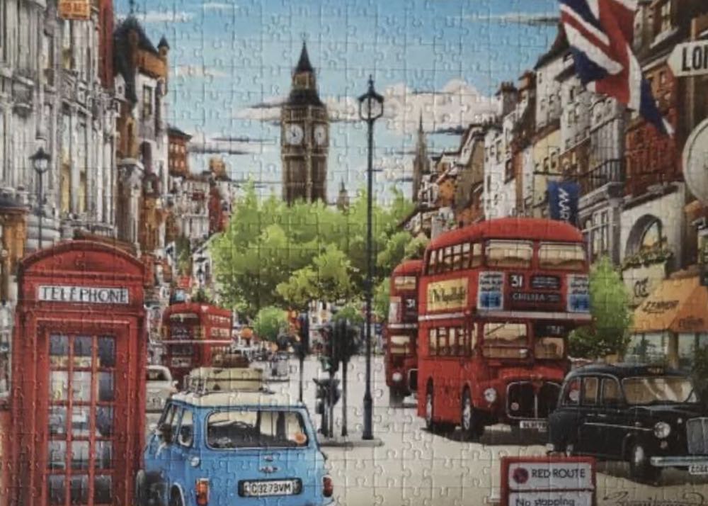 Clementoni London  puzzle collectible [Barcode 0710663683174] - Main Image 3
