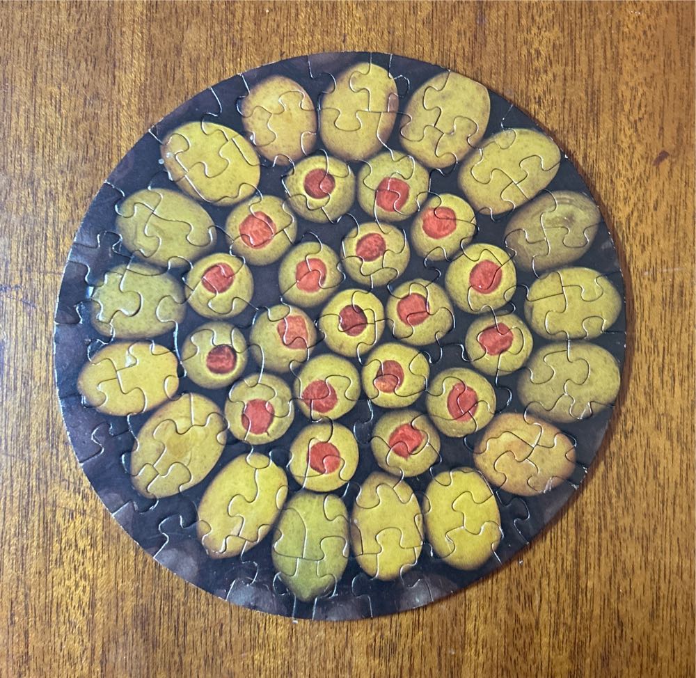 How To Catch An Olive! - Mini Round - Springbok puzzle collectible - Main Image 3