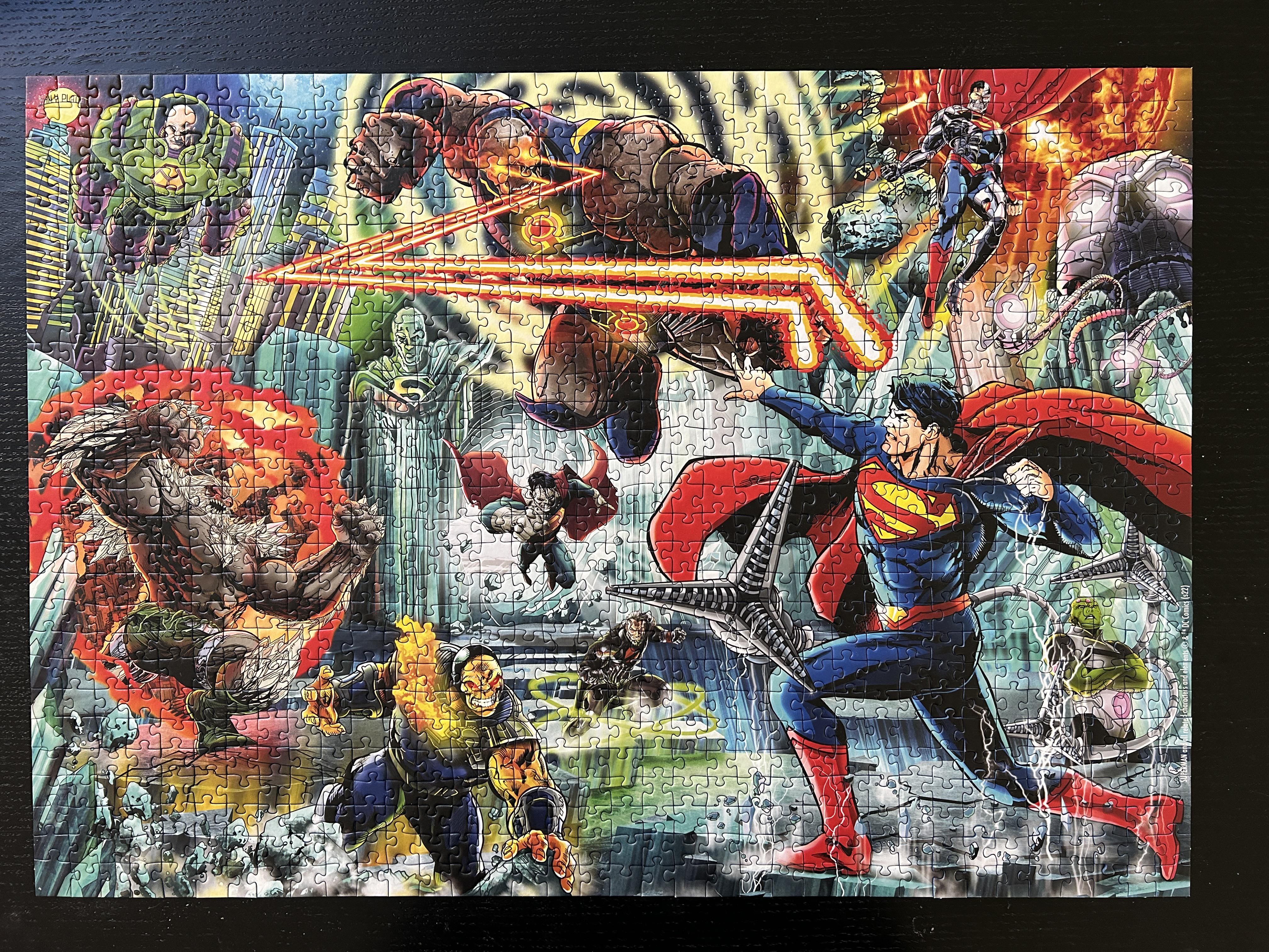 DC Superman - Ravensburger puzzle collectible [Barcode 4005556172986] - Main Image 2