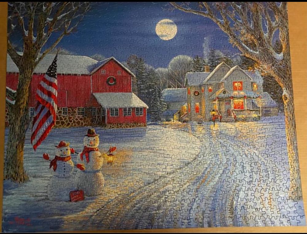 Moonlight Greeting - White Mountain puzzle collectible [Barcode 724819257713] - Main Image 3