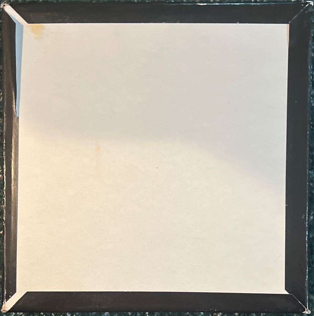 Howling Wolf - NEW - White Mountain puzzle collectible [Barcode 724819251544] - Main Image 2