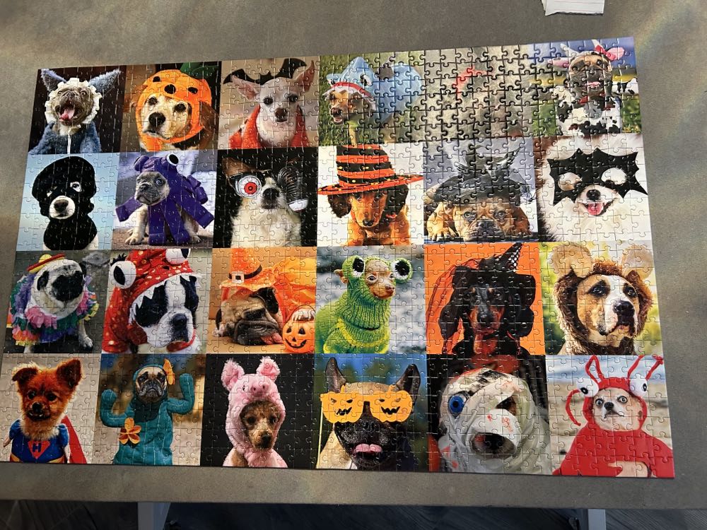 Trick Or Treat (UV)  - Seesaw puzzle collectible [Barcode 810640039755] - Main Image 2