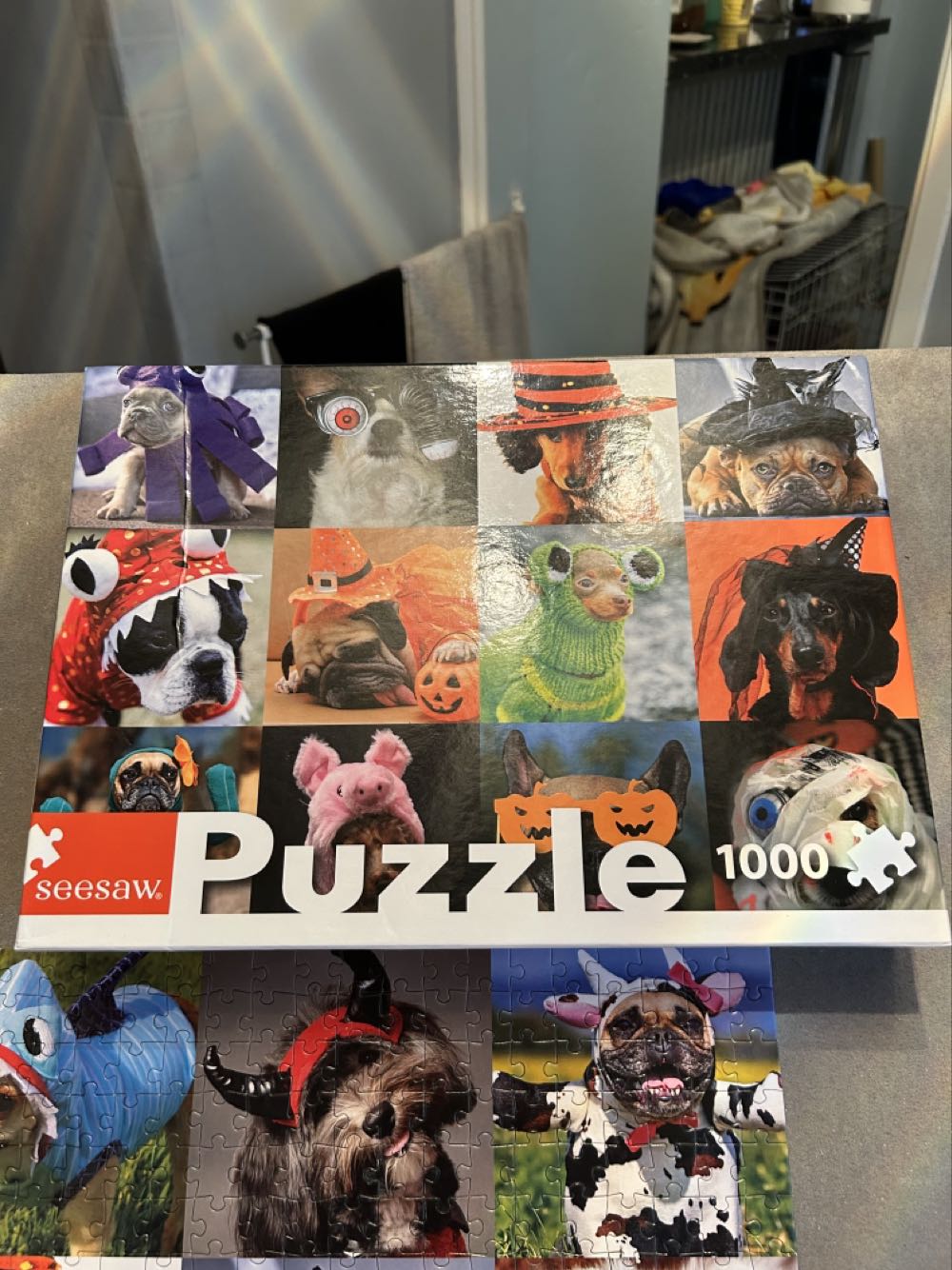 Trick Or Treat (UV)  - Seesaw puzzle collectible [Barcode 810640039755] - Main Image 3