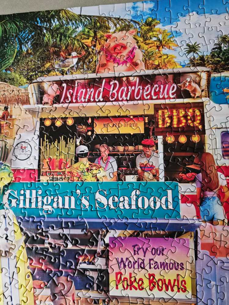 Surf’s Up - MasterPieces puzzle collectible [Barcode 705988723292] - Main Image 3