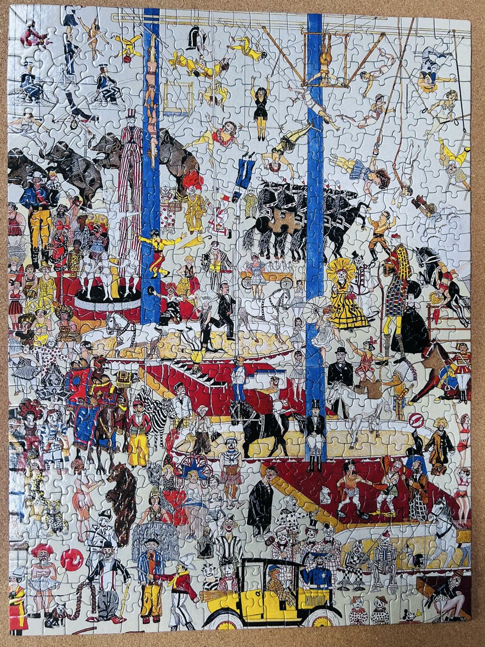 Under The Big Top - Bits & Pieces puzzle collectible [Barcode 704812101510] - Main Image 3