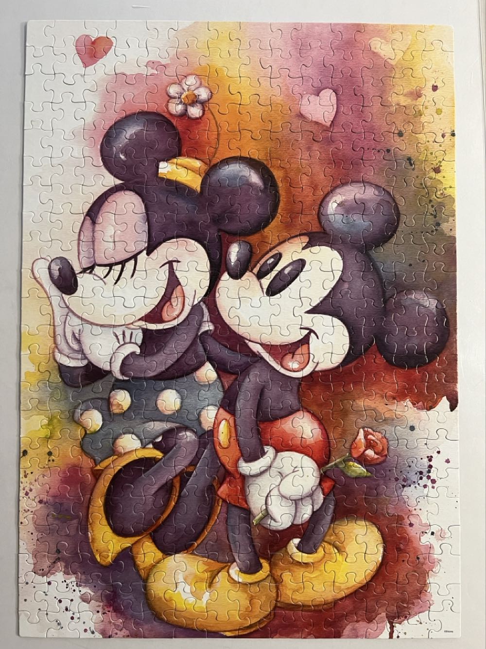 A Rose For Minnie - Mega Puzzles puzzle collectible [Barcode 072348508920] - Main Image 2
