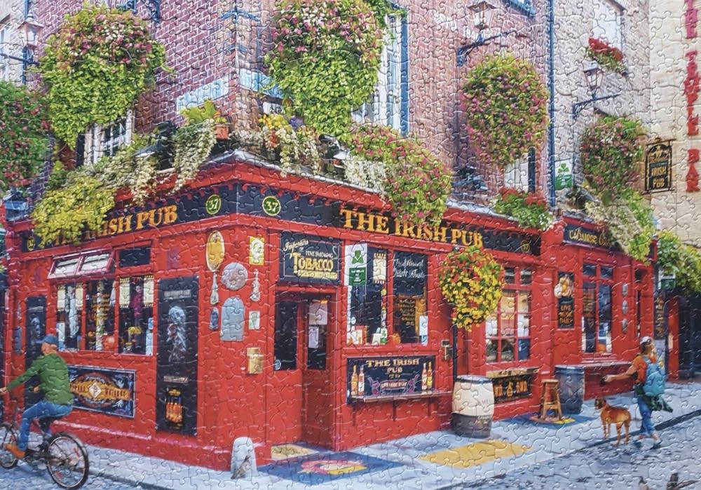Irish Pub - Eurographics puzzle collectible [Barcode 628136657099] - Main Image 4