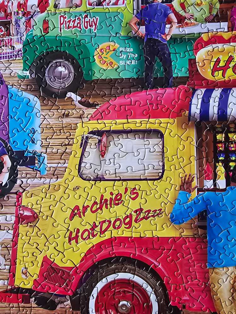 Carnival Treats - Master Pieces puzzle collectible [Barcode 705988723315] - Main Image 2