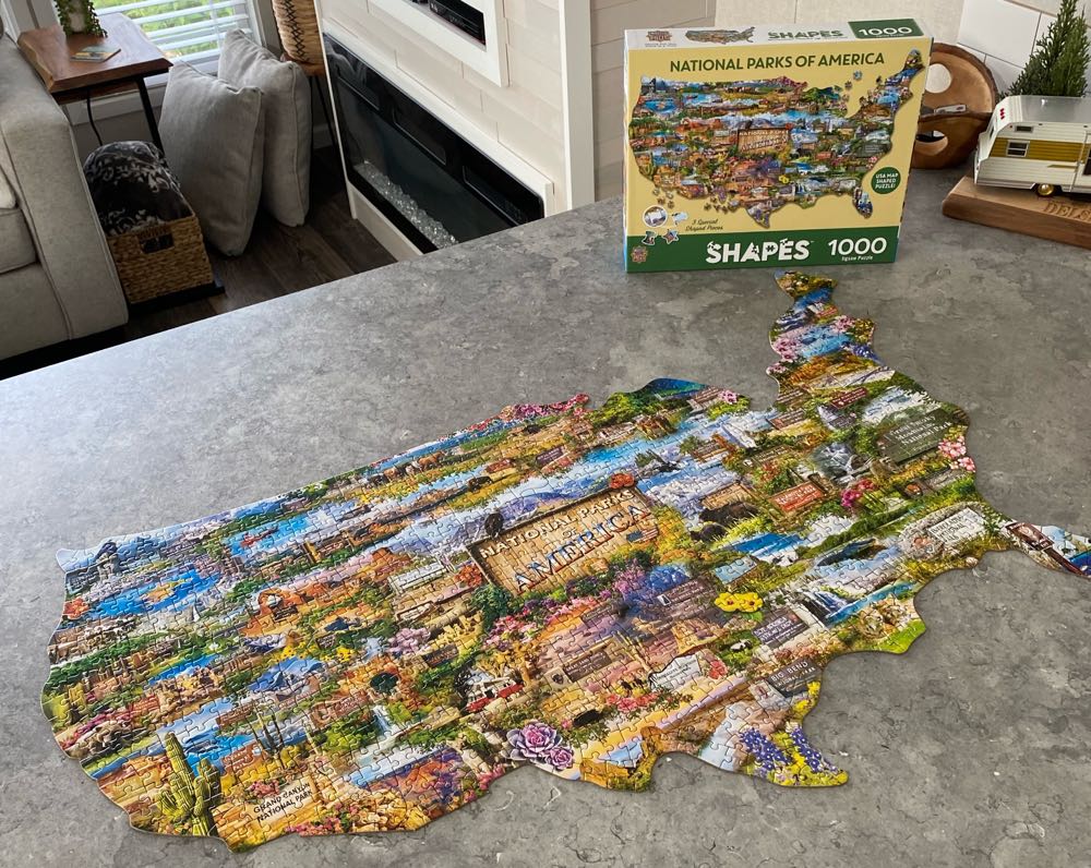 National Parks of America - MasterPieces puzzle collectible [Barcode 705988723568] - Main Image 3