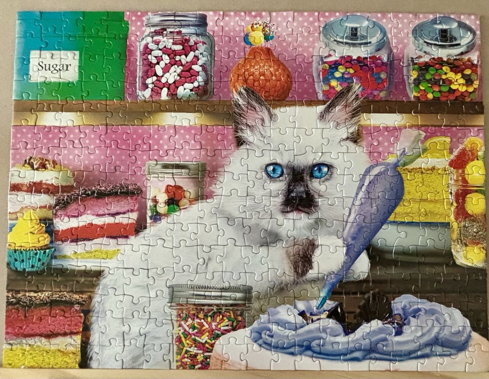 Kitten Cake Shop - Master Pieces 🇺🇸 puzzle collectible [Barcode 705988321504] - Main Image 2
