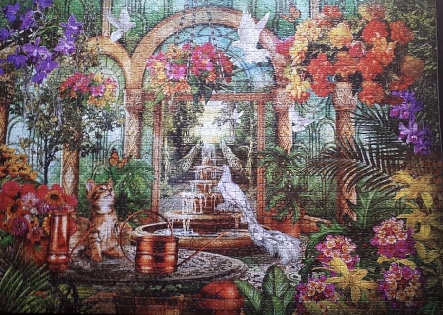Secret Garden - Trefl puzzle collectible [Barcode 5900511261882] - Main Image 3
