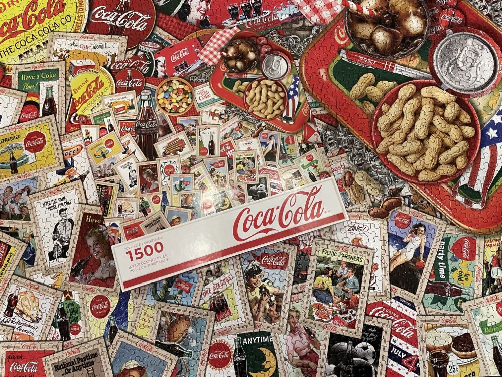 Coca-Cola: Collector’s Table - Springbok puzzle collectible [Barcode 091683155194] - Main Image 4