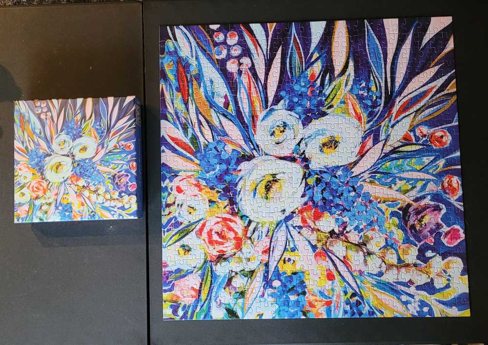 Artful Blooms - Galison puzzle collectible [Barcode 9780735375314] - Main Image 2