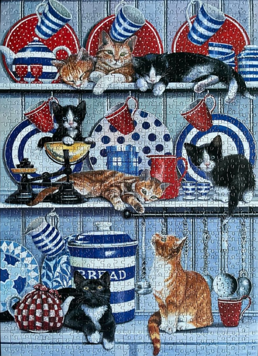 Kitchen Cats (Agnes 8,17) - Otter House puzzle collectible [Barcode 6655985671772] - Main Image 3