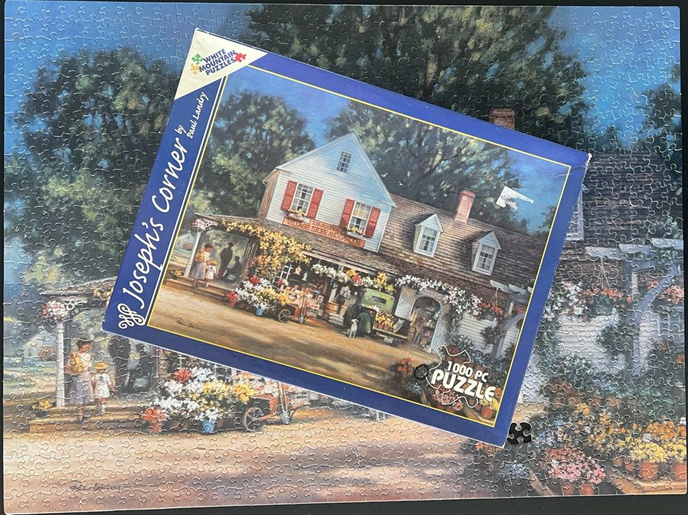 Joseph’s Corner - White Mountain puzzle collectible [Barcode 724819247776] - Main Image 4