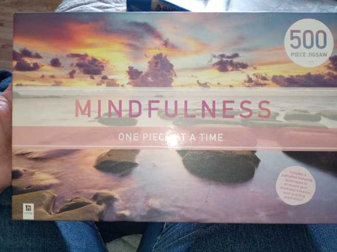 Tindakon Dazang Beach, Sabah, Malaysia - Hinkler 🇦🇺 puzzle collectible [Barcode 9354537001568] - Main Image 3