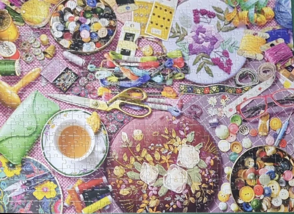 Haberdashery Table - Corner Piece puzzle collectible [Barcode 5052089330542] - Main Image 3