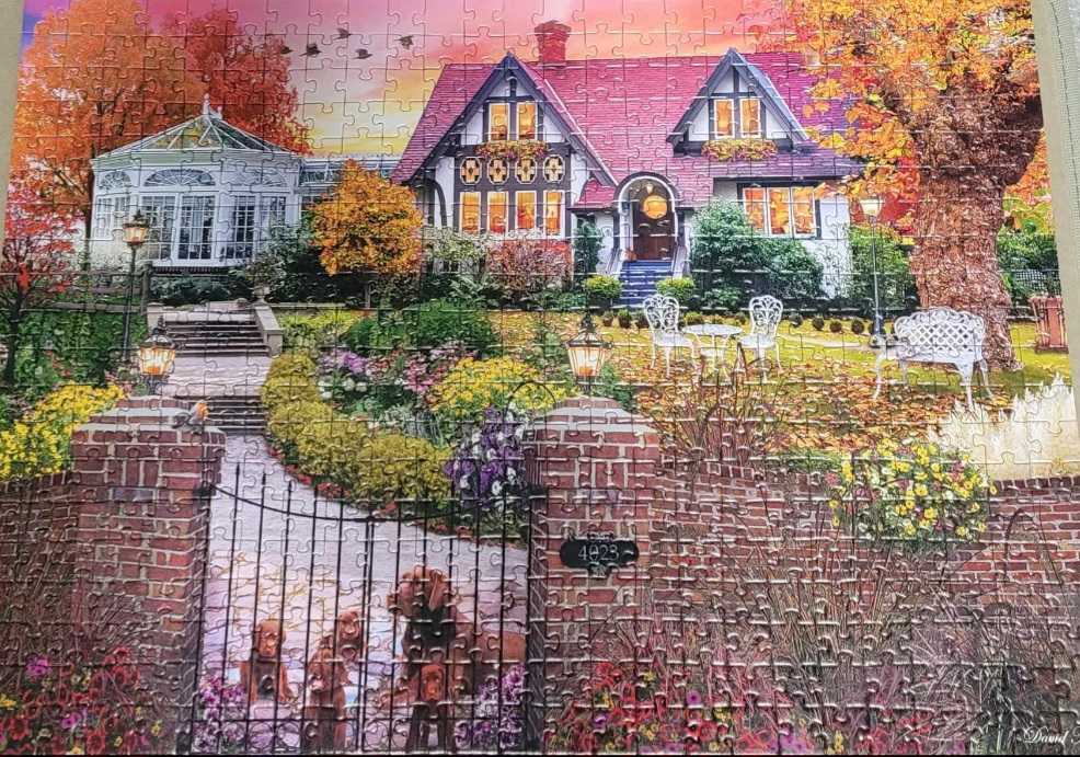 Autumn Cottage - Corner Piece puzzle collectible [Barcode 5052089330528] - Main Image 2