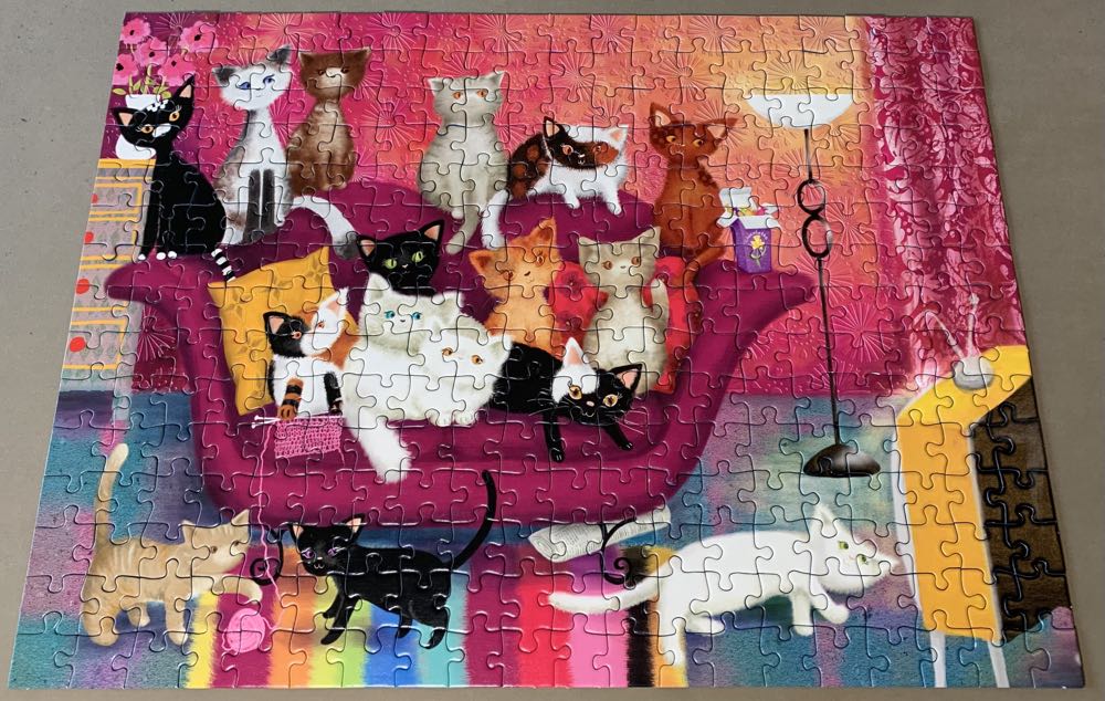 Kitty Couch - Ravensburger puzzle collectible [Barcode 4005556130825] - Main Image 2