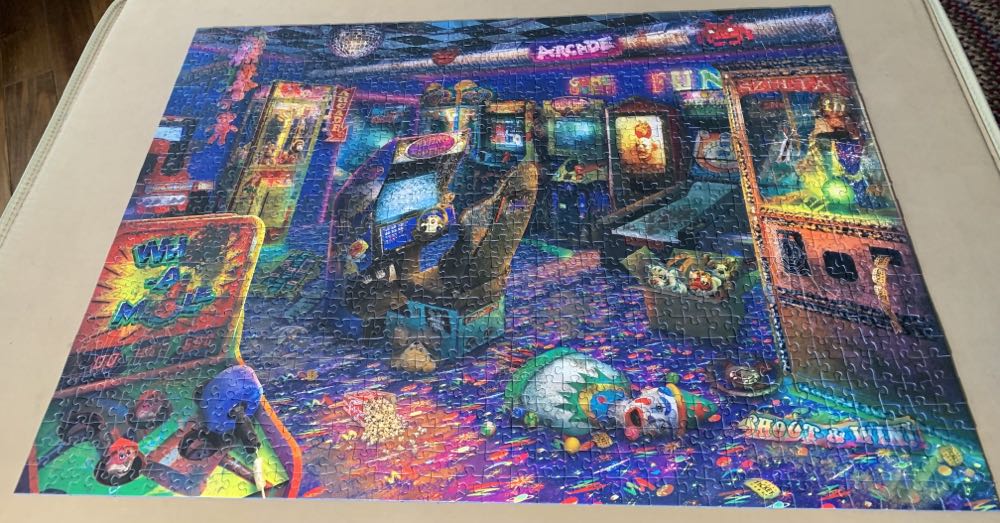 Abandoned The Forgotten Arcade  - Ravensburger puzzle collectible [Barcode 4005556169719] - Main Image 2