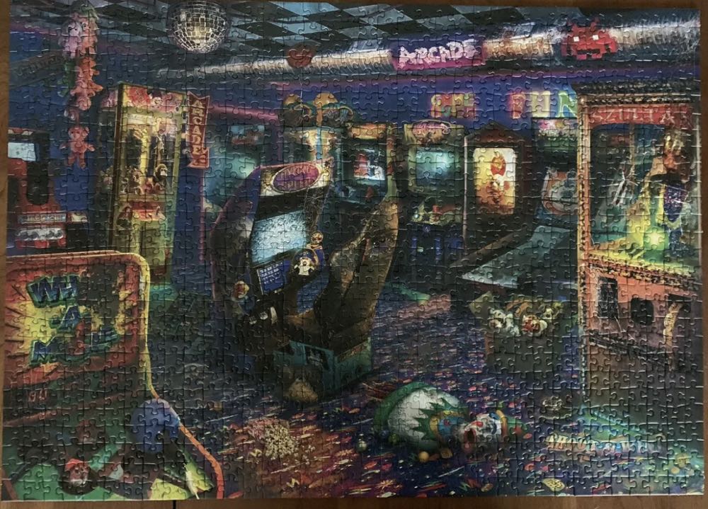 Abandoned The Forgotten Arcade  - Ravensburger puzzle collectible [Barcode 4005556169719] - Main Image 3