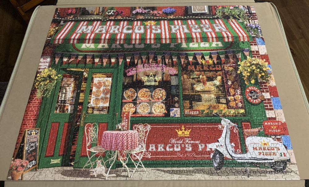 Pizza Parlor - White Mountain puzzle collectible - Main Image 2