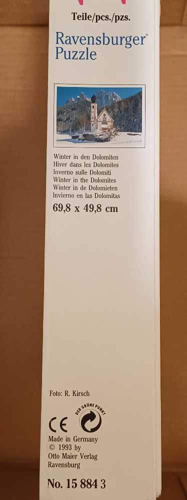 Tranquil Castle (1) - Ravensburger puzzle collectible [Barcode 4005556158843] - Main Image 2