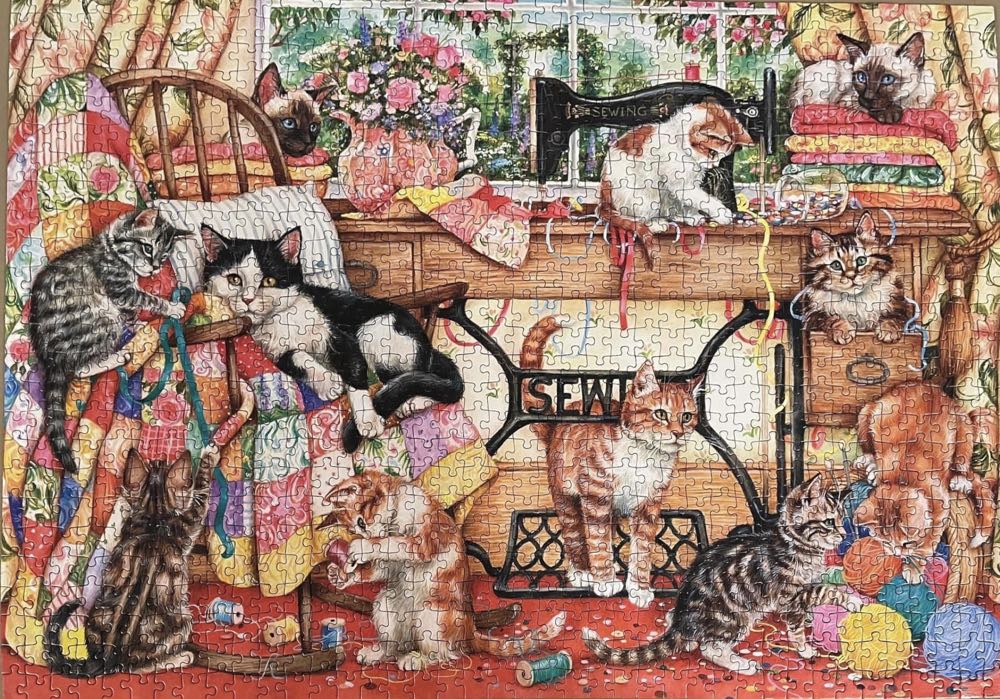 A Lost Stitch - Gibsons puzzle collectible [Barcode 5012269061086] - Main Image 3