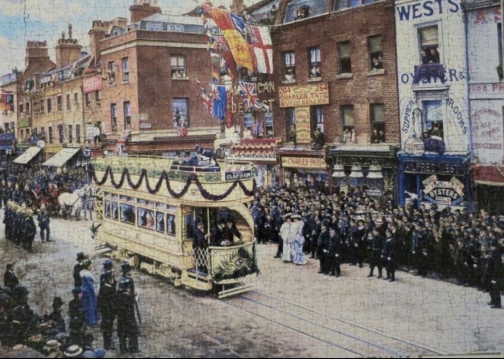 Londons First Electric Tram - Gibsons puzzle collectible [Barcode 5012269005752] - Main Image 4