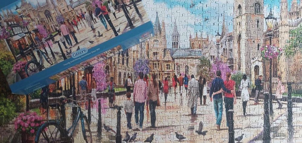 Cambridge - Gibsons puzzle collectible [Barcode 5012269040470] - Main Image 4