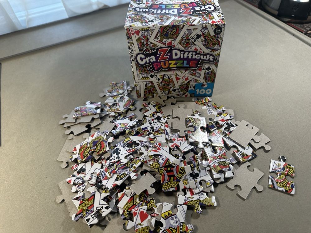 House of Cards - Cra-Z-Art puzzle collectible [Barcode 4895145421218] - Main Image 4