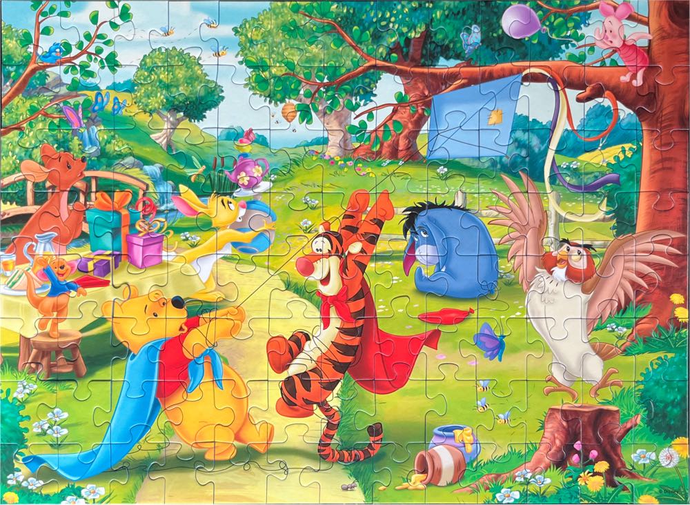 Pooh To The Rescue - Ravensburger puzzle collectible [Barcode 4005556129973] - Main Image 3