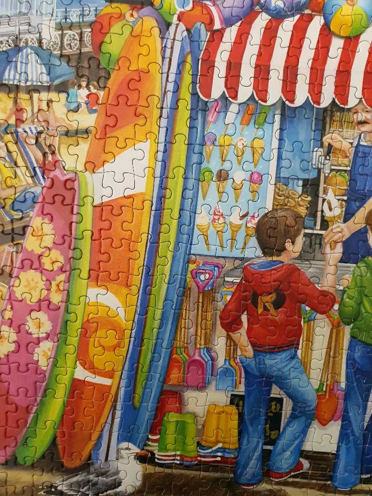 Summer Time  - Otter House puzzle collectible [Barcode 5017680071188] - Main Image 4