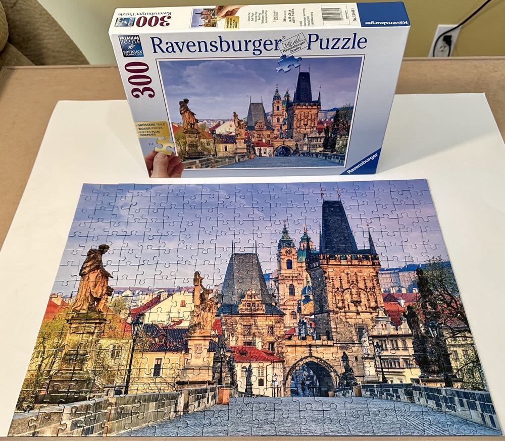 Beautiful Prague 🟦 - Ravensburger puzzle collectible [Barcode 4005556136445] - Main Image 3