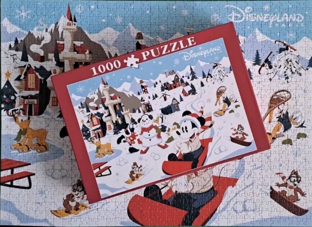 Disneyland Resort Paris ”Christmas Puzzle 2022” - Clementoni puzzle collectible [Barcode 2073050230008] - Main Image 4