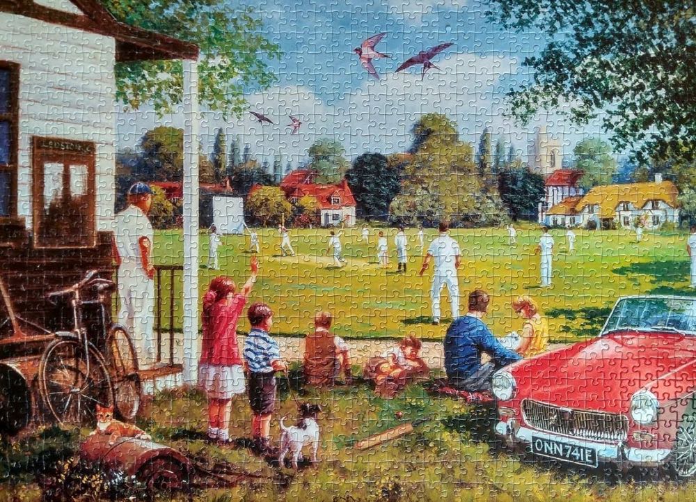 Cricket on The Green (The Perfect Afternoon Game) - Falcon de luxe puzzle collectible [Barcode 8710126157114] - Main Image 3