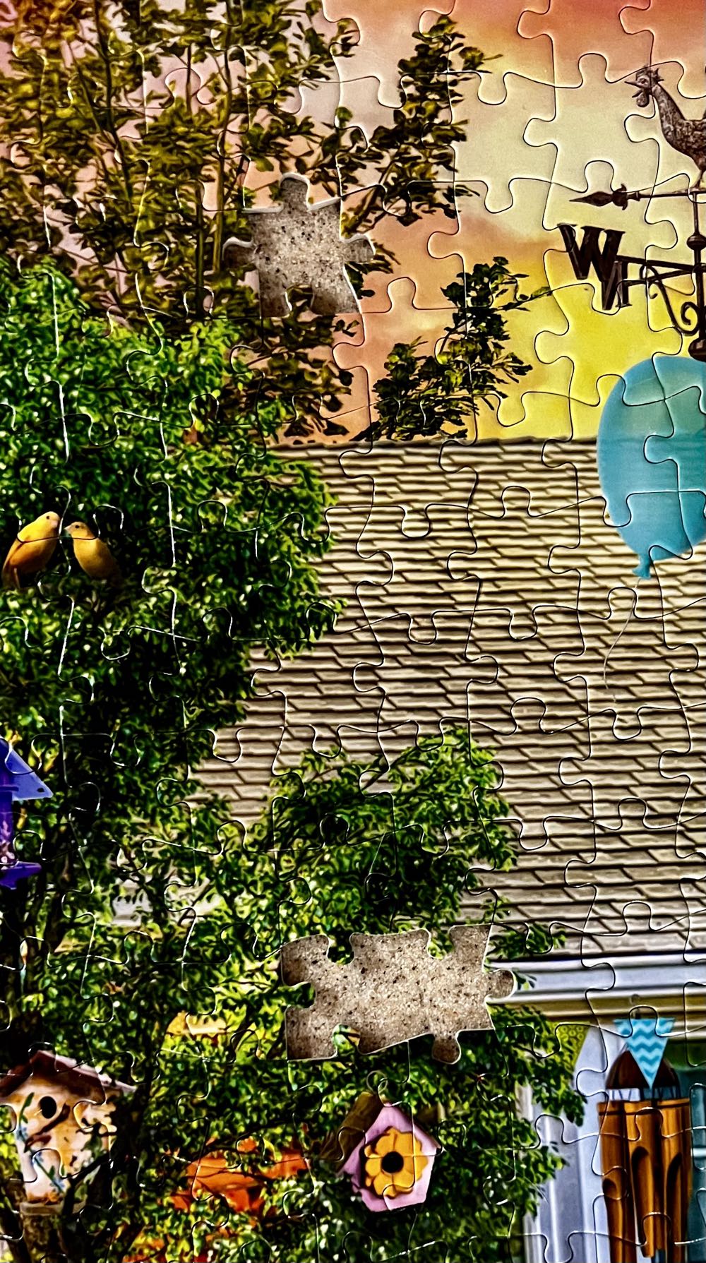 Yard Sale - Buffalo Games & Puzzles puzzle collectible [Barcode 079346023011] - Main Image 3