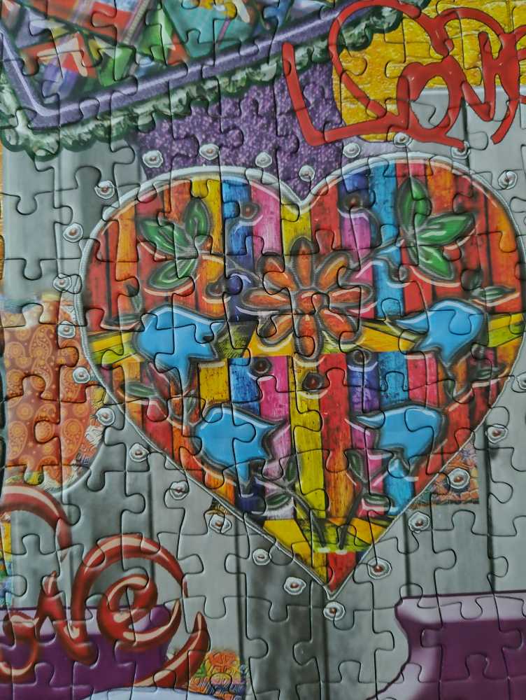 Hearts Of Glass - JaCaRou puzzle collectible - Main Image 3