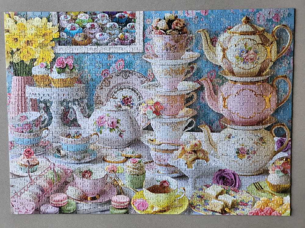 Tea Time - Eurographics puzzle collectible [Barcode 628136657648] - Main Image 2