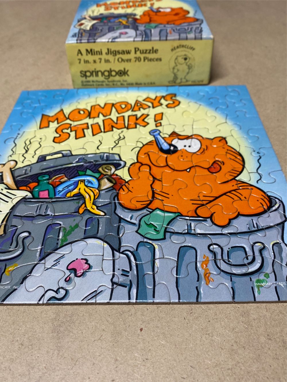 Mondays Stink! - Springbok puzzle collectible - Main Image 3