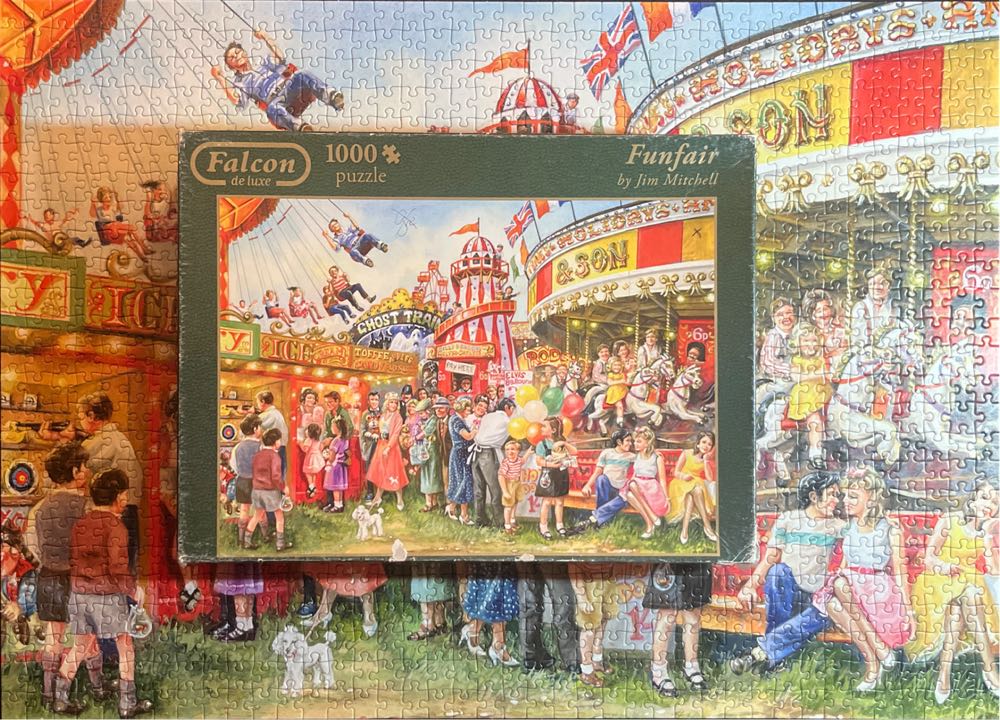 Funfair 🟦 - Falcon de luxe puzzle collectible [Barcode 8710126100103] - Main Image 4