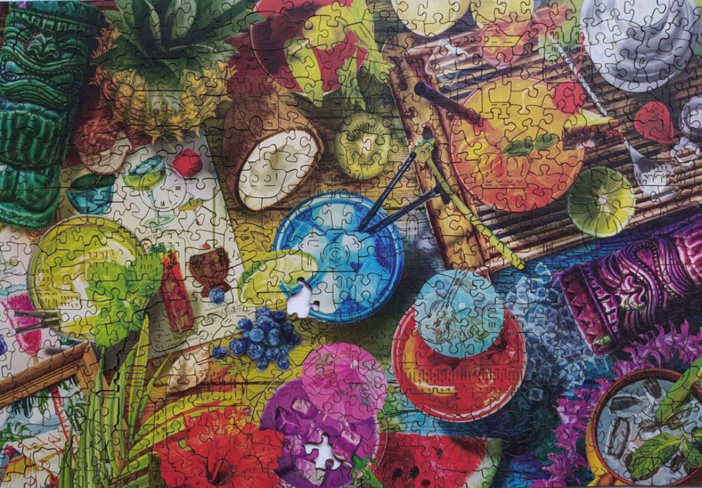 Colourful Cocktails - Trefl Wood Craft puzzle collectible [Barcode 5900511201543] - Main Image 3