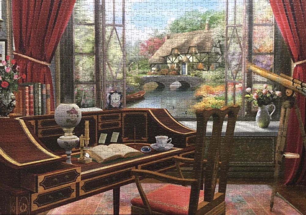 View from a Window - Falcon de luxe puzzle collectible [Barcode 8710126110997] - Main Image 4