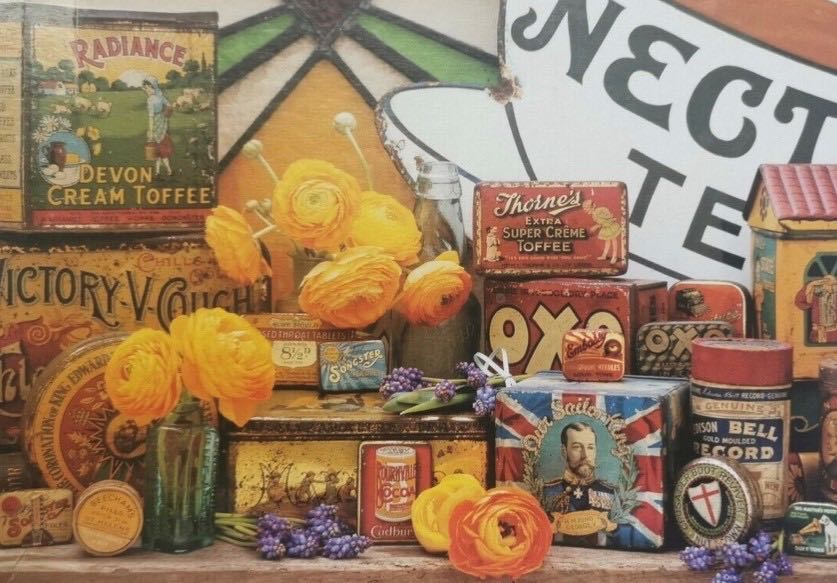 Packaging Memorabilia - Falcon de luxe puzzle collectible - Main Image 2