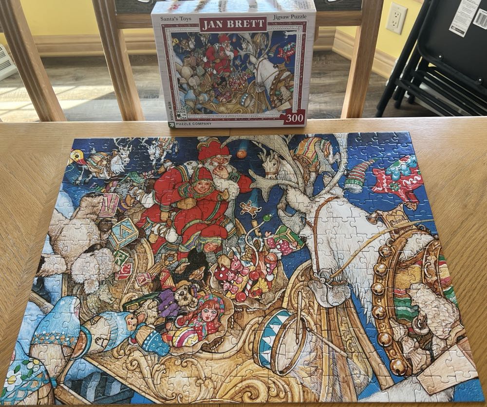 Santa’s Toys - New York Puzzle Company puzzle collectible [Barcode 851996002673] - Main Image 3