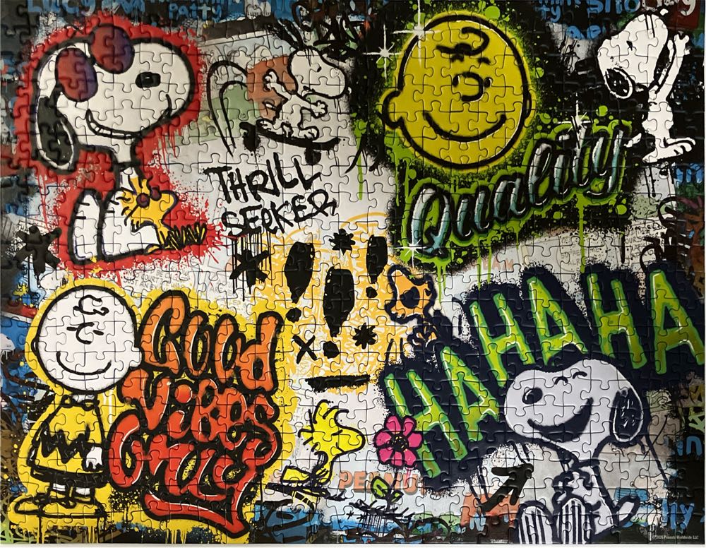 Peanuts Graffiti - Ravensburger puzzle collectible - Main Image 2