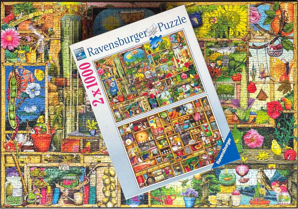 Gardeners Cupboard Kitchen Cupboard 🟦 - Ravensburger puzzle collectible [Barcode 4005556896912] - Main Image 3