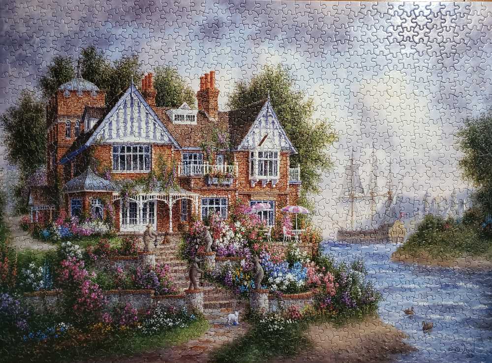 The Bearister’s Mansion - Dr.puzzle puzzle collectible [Barcode 773392028487] - Main Image 2