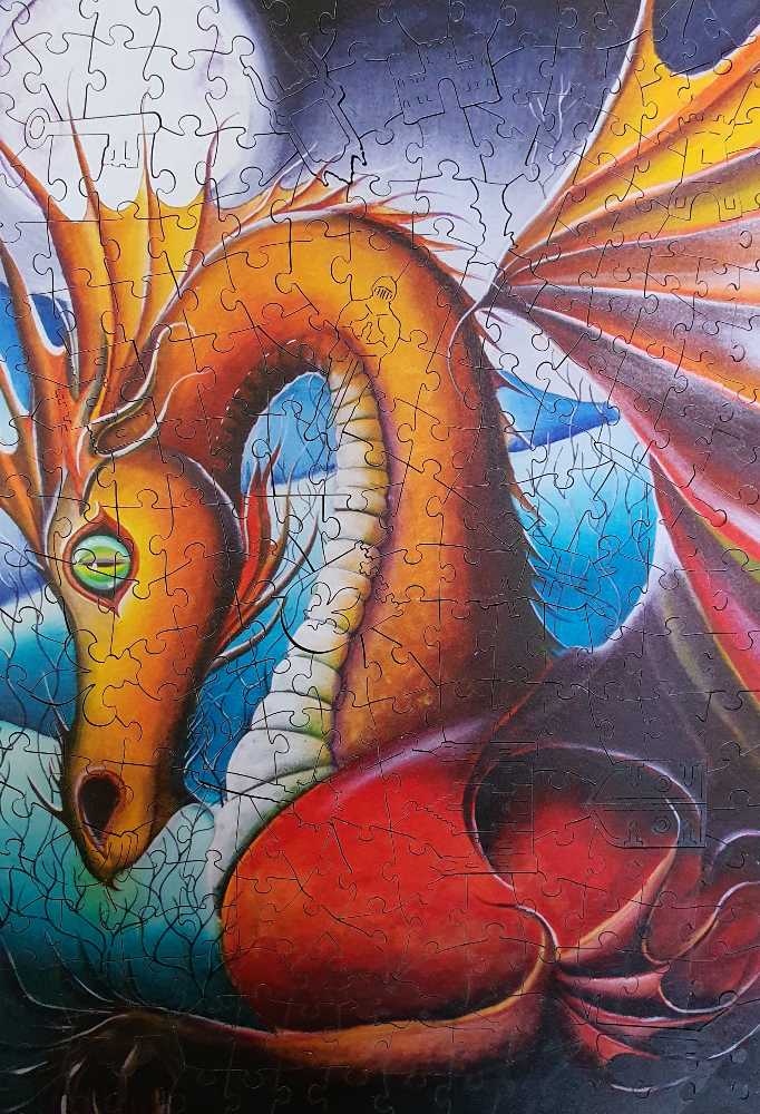 Moonlight Dragon - Wentworth Wooden Puzzles puzzle collectible [Barcode 6050265314699] - Main Image 2